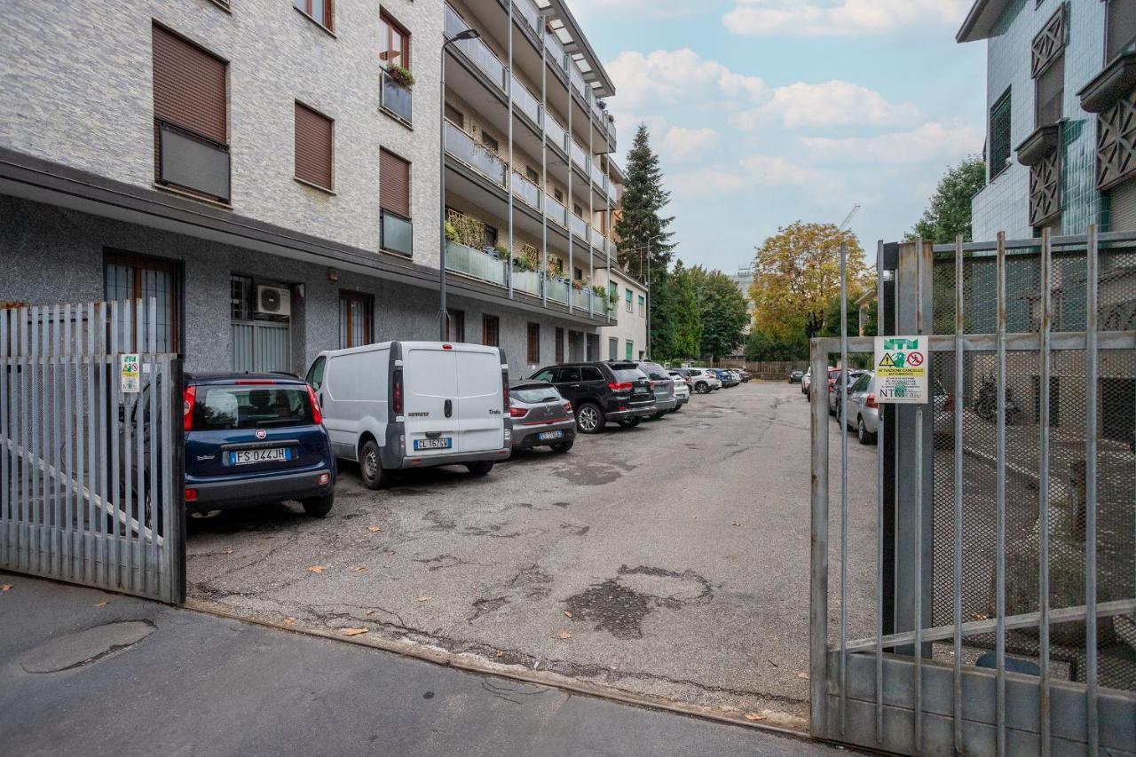 ミラノFree Parkinga Due Passi Da Navigli Con Balconeアパートメント エクステリア 写真